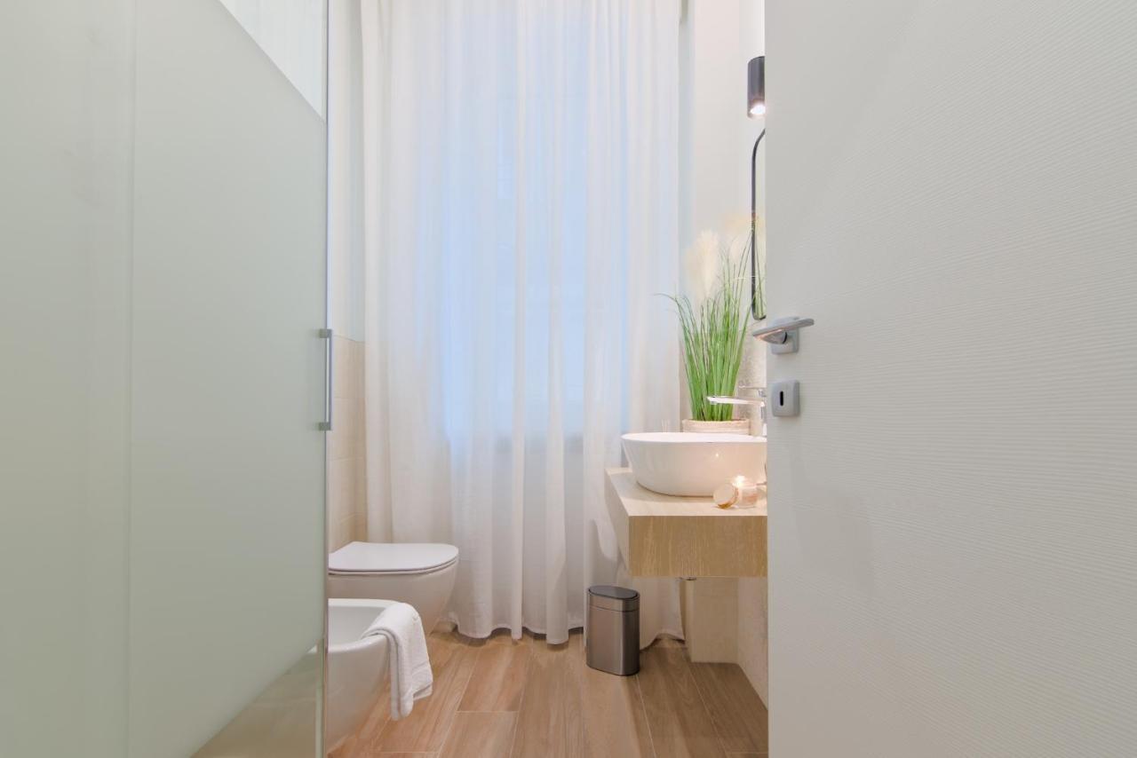 Residenza Bacco - Porta Nuova Apartment Verona Bagian luar foto